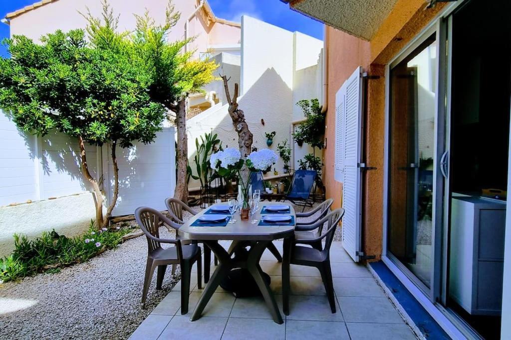 Le Marine Rez De Jardin Direct Plage Parking Prive Climatise Sète Exterior foto